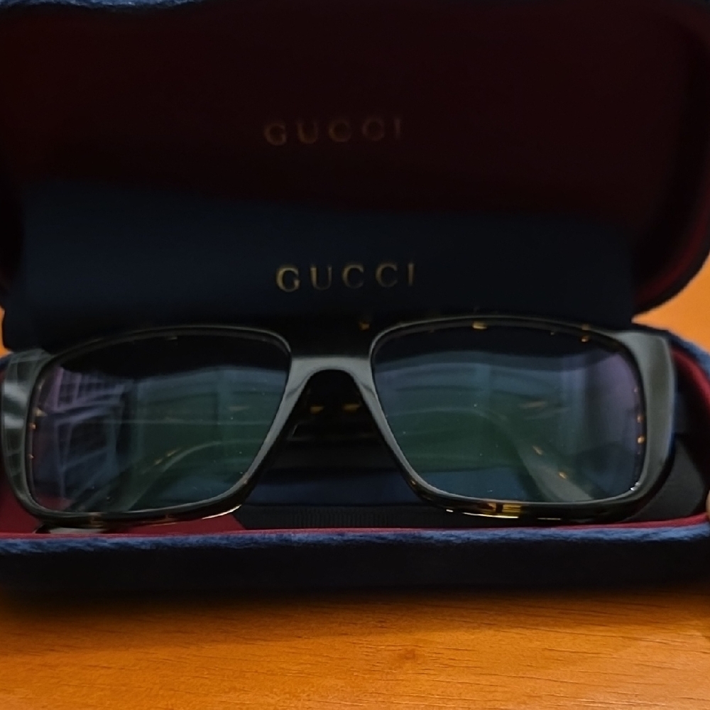 Gucci GG1040O 002 Black and Brown Rectangular Glasses